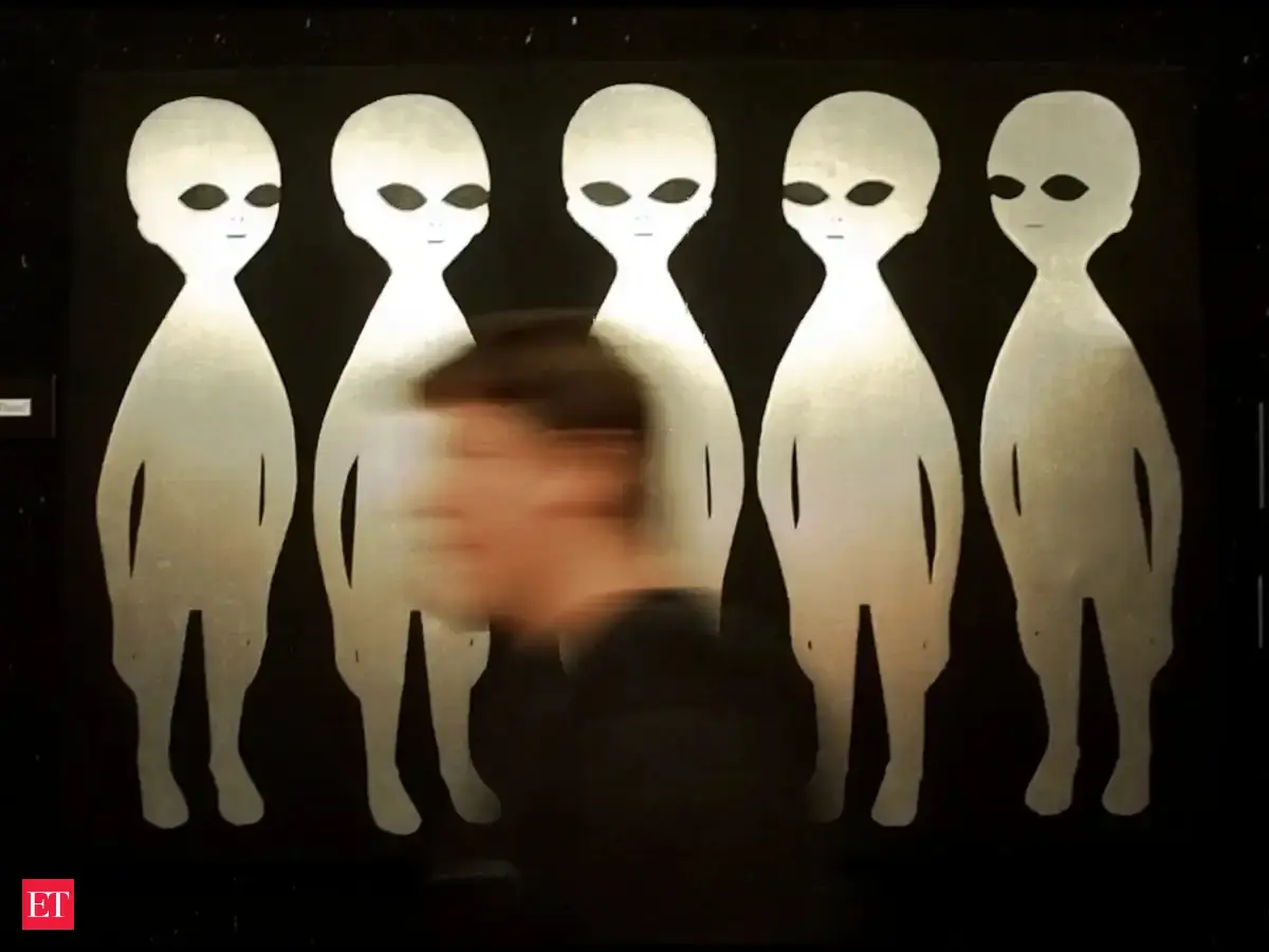 Trump orders UFO data release, do they exist?