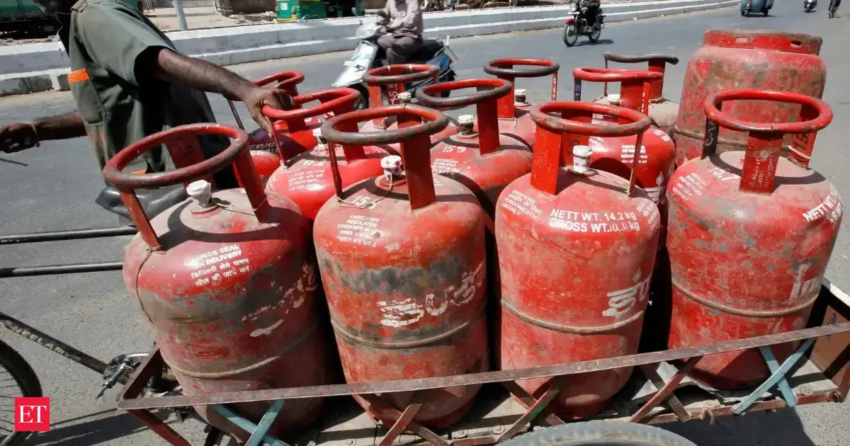 Government steps up fuel, gas supply measures amid West Asia crisis; over 71,000 small LPG cylinders sold in a day