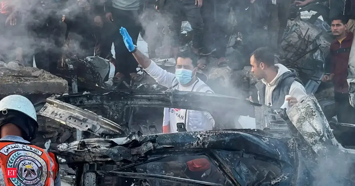 Gaza civil defence, hospital say Israeli strike kills 4