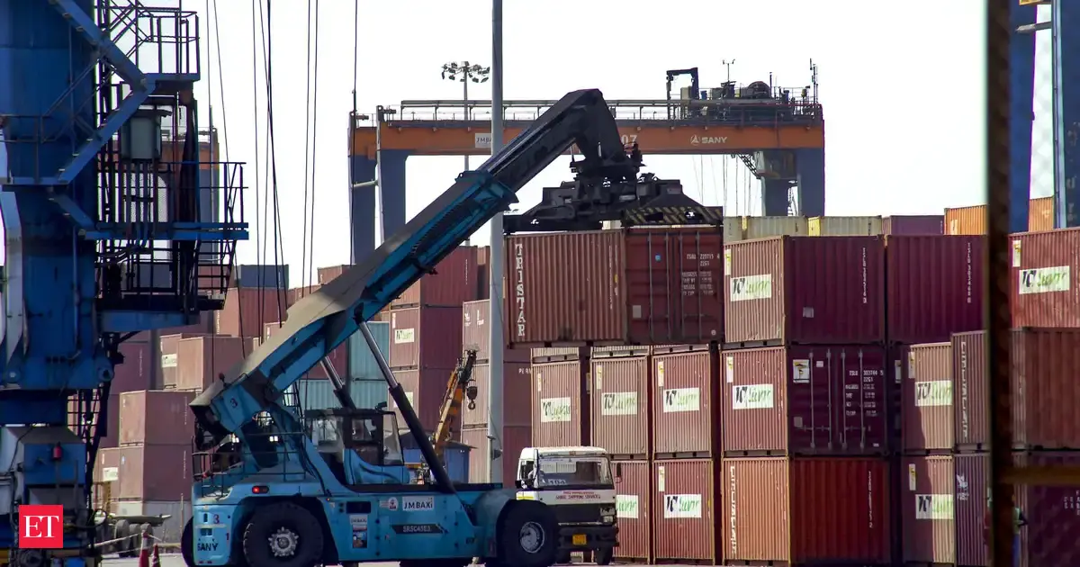 India’s major ports handle record 915 MT cargo in FY26