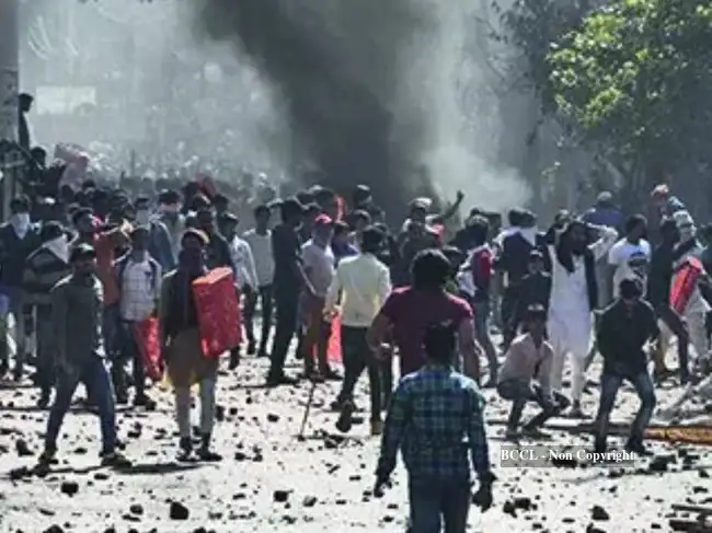 Delhi riots case: SC grants Delhi Police two weeks to respond to ...