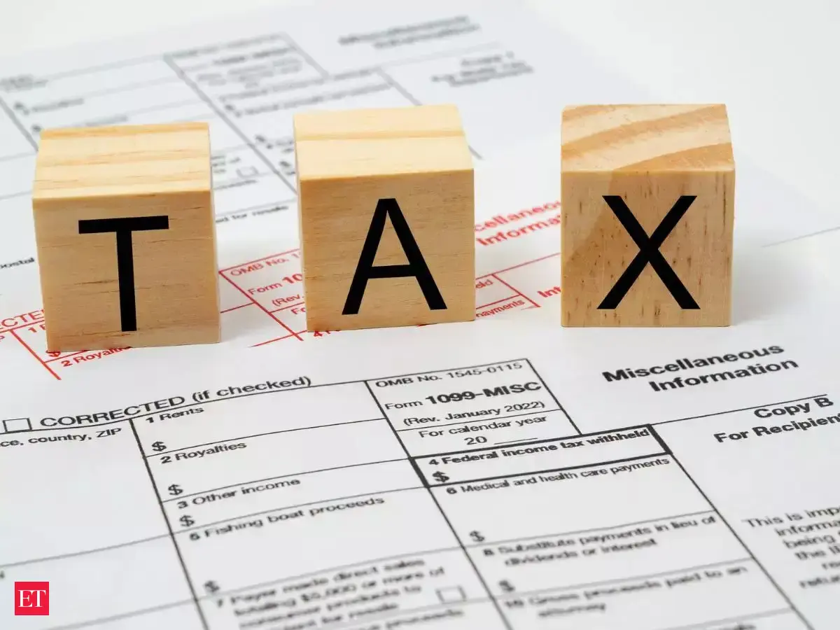 $900 tax credit for pet owners? New bill could put cash in your pocket