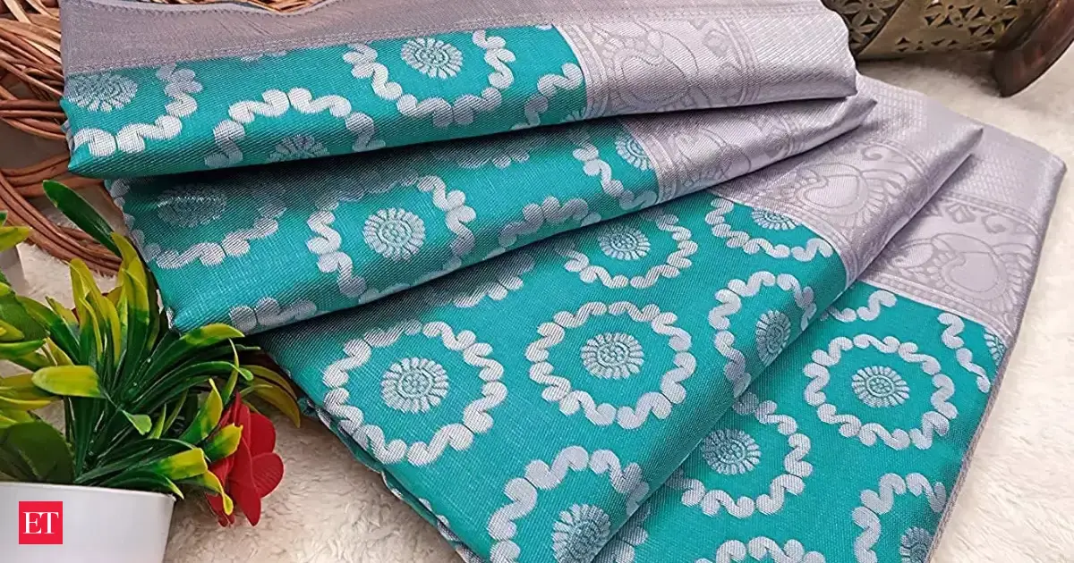 Women consumers contribute 55.5% of textile buys, sarees, trousers key products: govt study