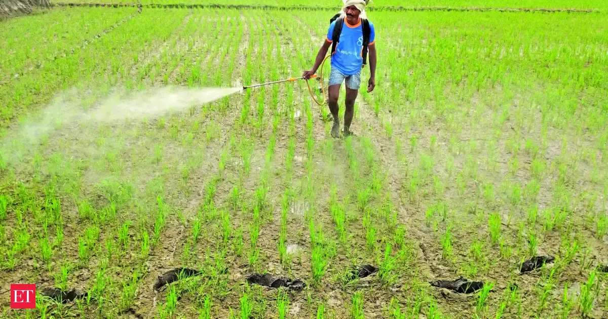 India floats tender for 2.5 mt urea