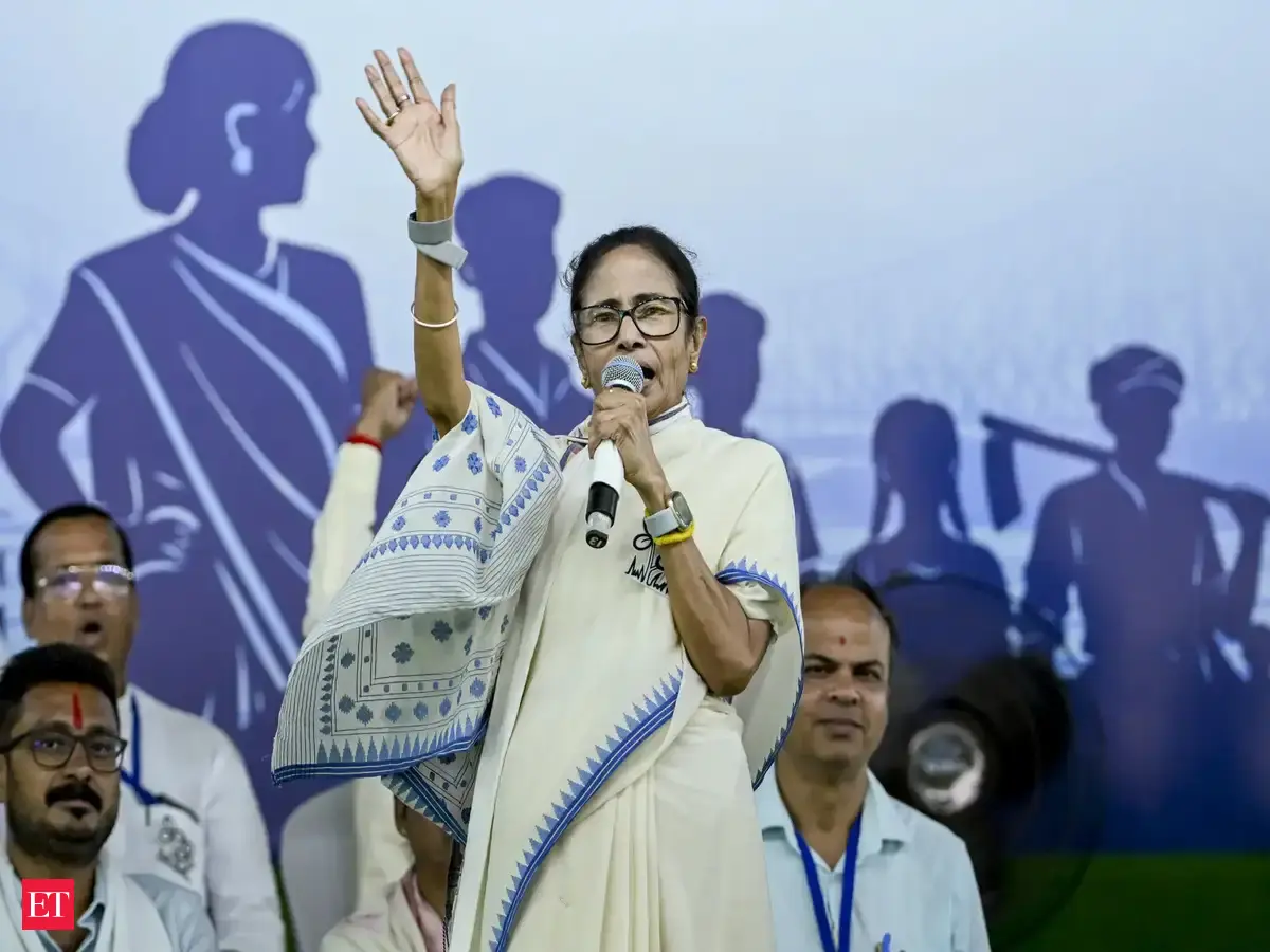 Mamata Banerjee questions PM Modi's 'silence' on Pakistan threat to Kolkata