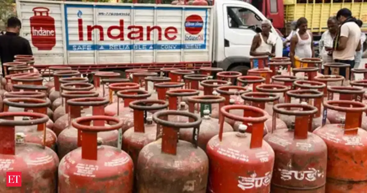India doubles 5-kg LPG cylinder quota to ease supply concerns amid Hormuz tensions