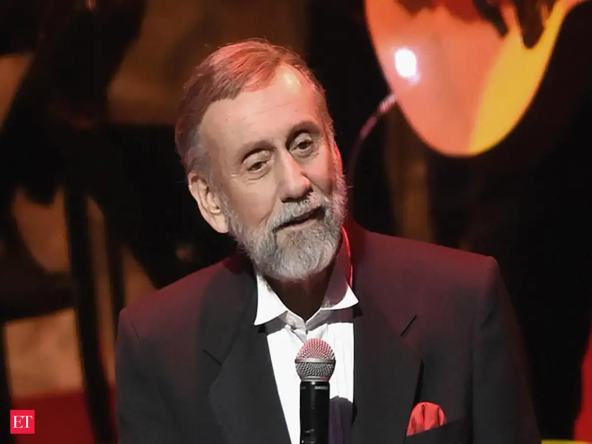 Who is Ray Stevens: Country music legend hospitalized after fall leads to serious neck injury