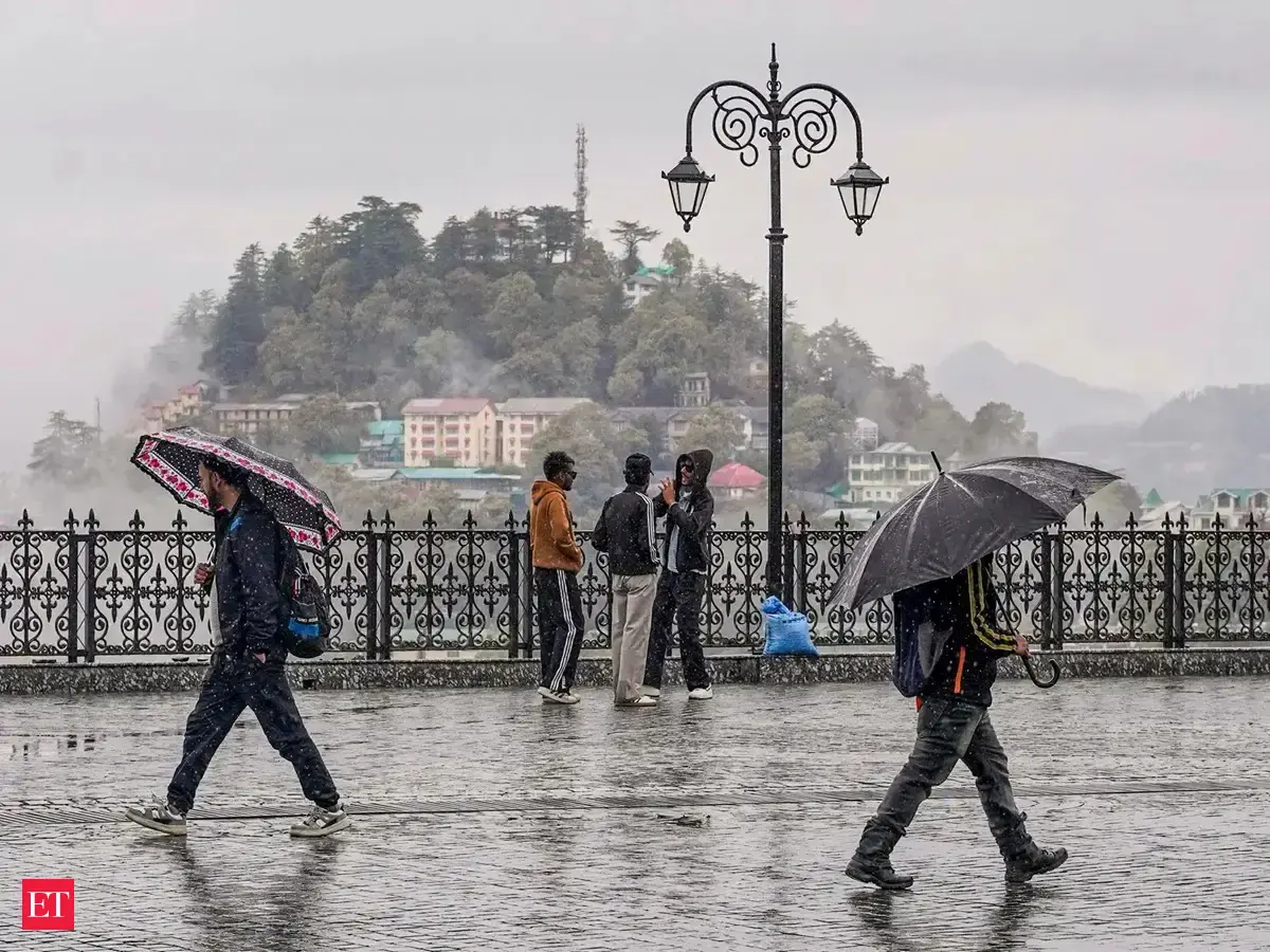 Weather update: Orange alert in Assam and rainfall warning in Kolkata; IMD predicts heavy showers in Bihar, Uttarakhand and these states today. Check forecast