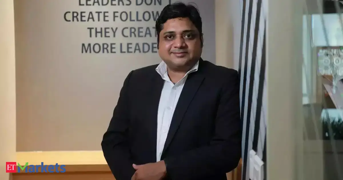 Narendra Solanki sees limited IT growth, bets on rural and pharma plays