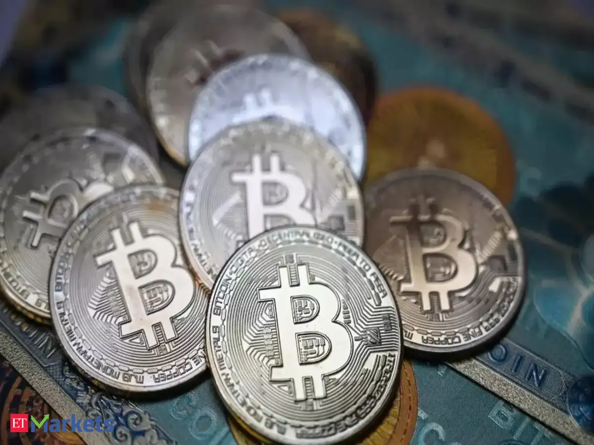 Bitcoin steadies near $71K, retail investors accumulate over 4.3 million Bitcoin in one week