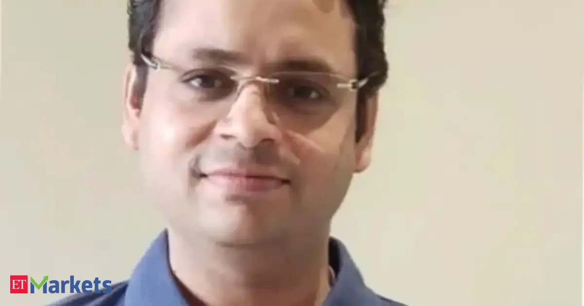 Indian IT Sector Faces Cautious FY27 Outlook Amid Macro Headwinds and AI Transition