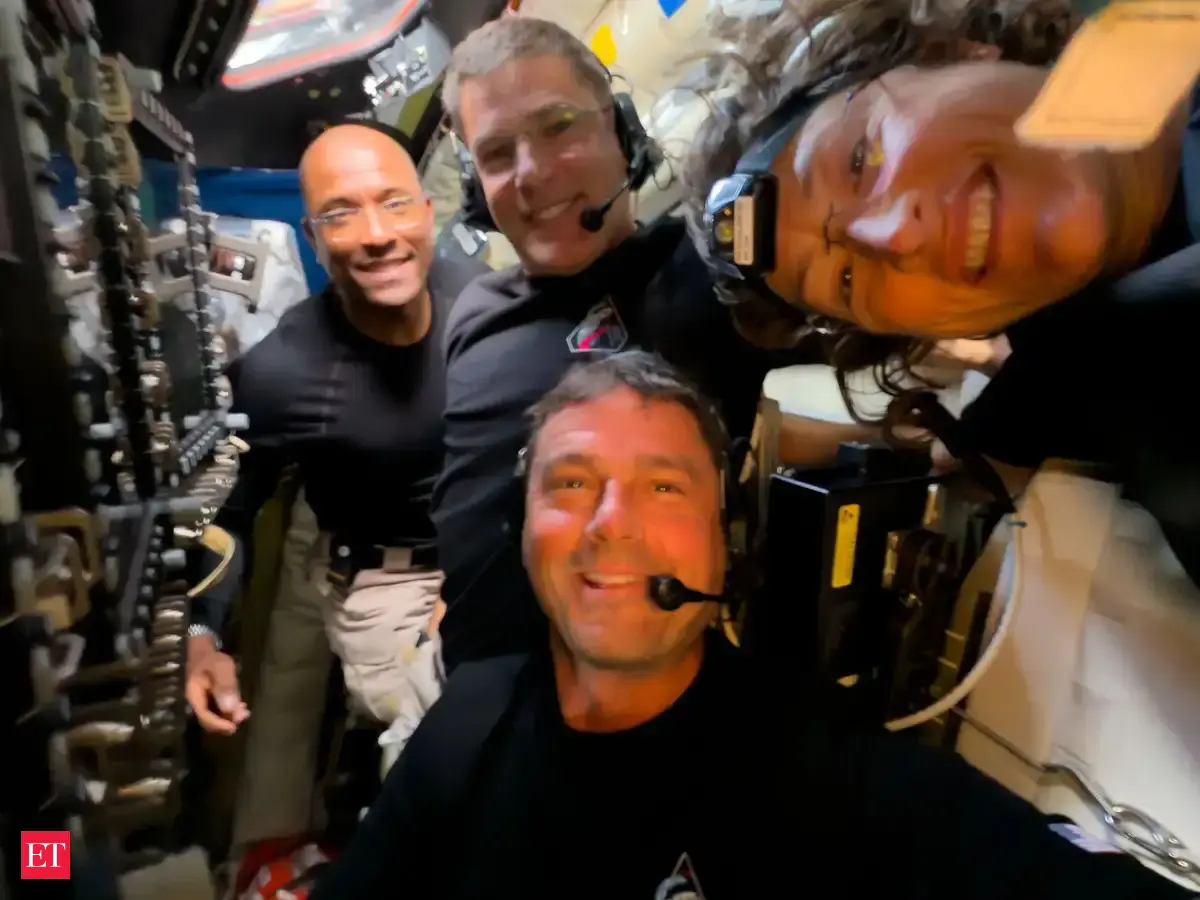 'When everything else is gone, it’s family...:’ Artemis II Commander Reid Wiseman reflects on his late wife's unwavering support and love