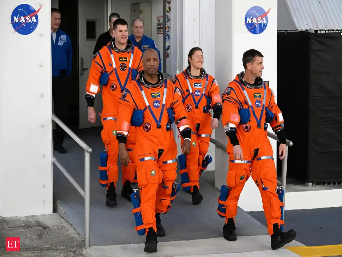 When is Artemis II set to splash down in the Pacific Ocean off San Diego? Date, time and what happens during re-entry explained