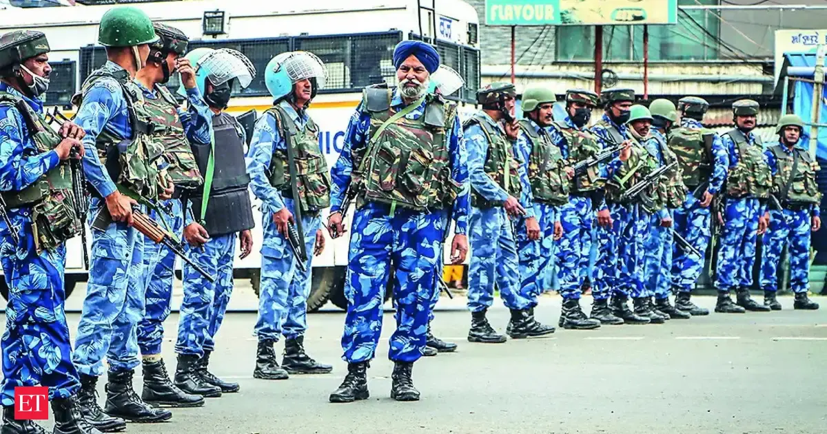 Manipur protesters defy curfew in 5 valley districts, hold rallies ...