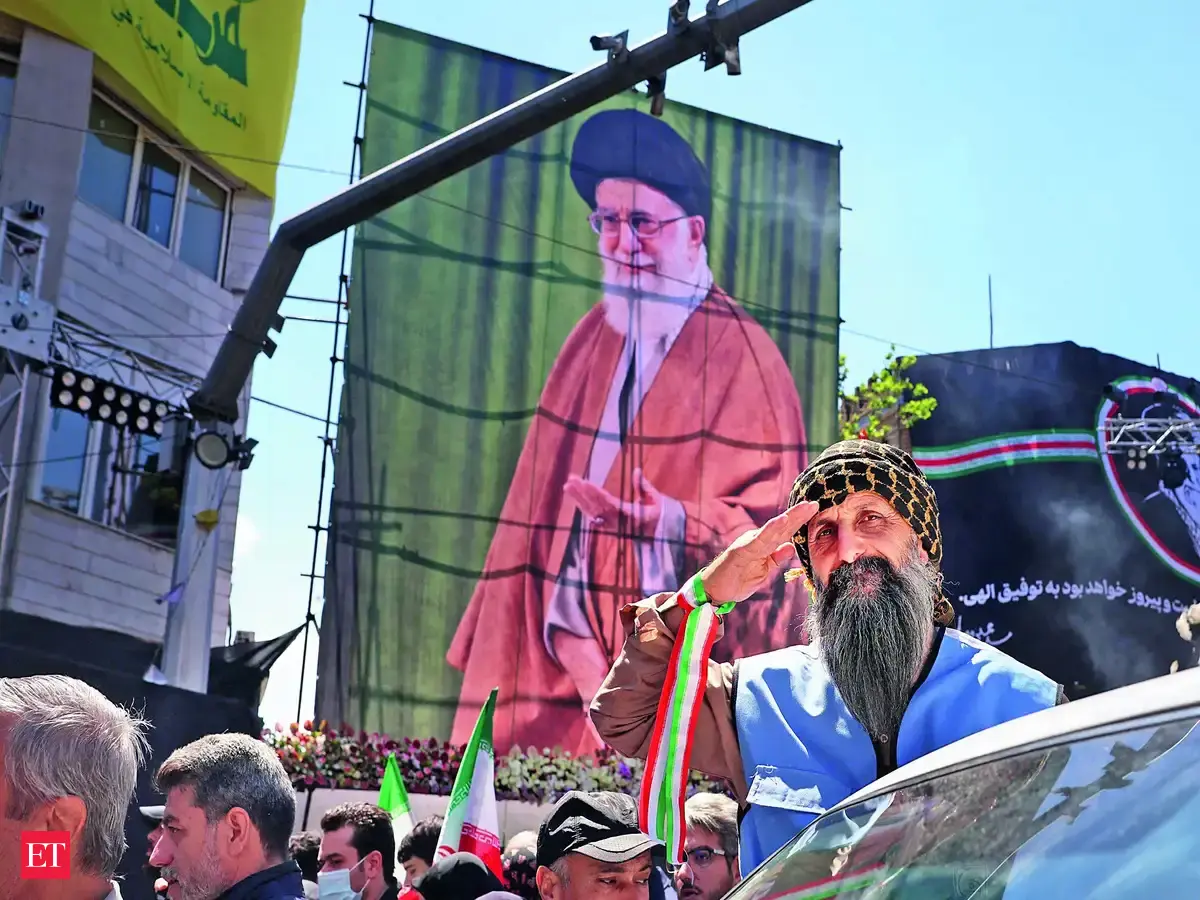 My way or no waterway: Traffic remains blocked at Hormuz; Iran opens 2 routes