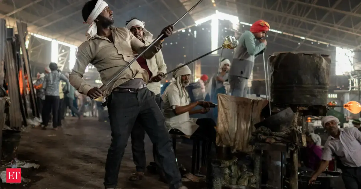 Bottles, flasks grow scarce in India as gas crunch hits glassmakers