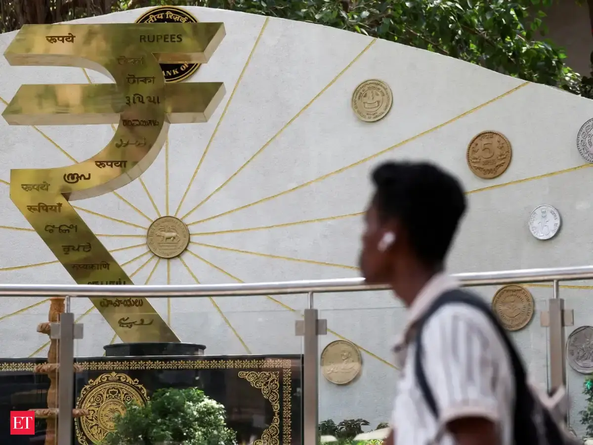 West Asia war: Indian banks better placed to weather global stress but face margin squeeze, Fitch Ratings says