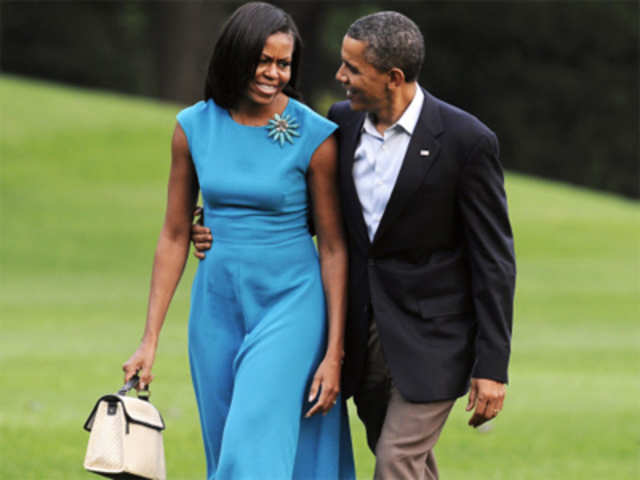 Barack Obama & Michelle Obama return to White House