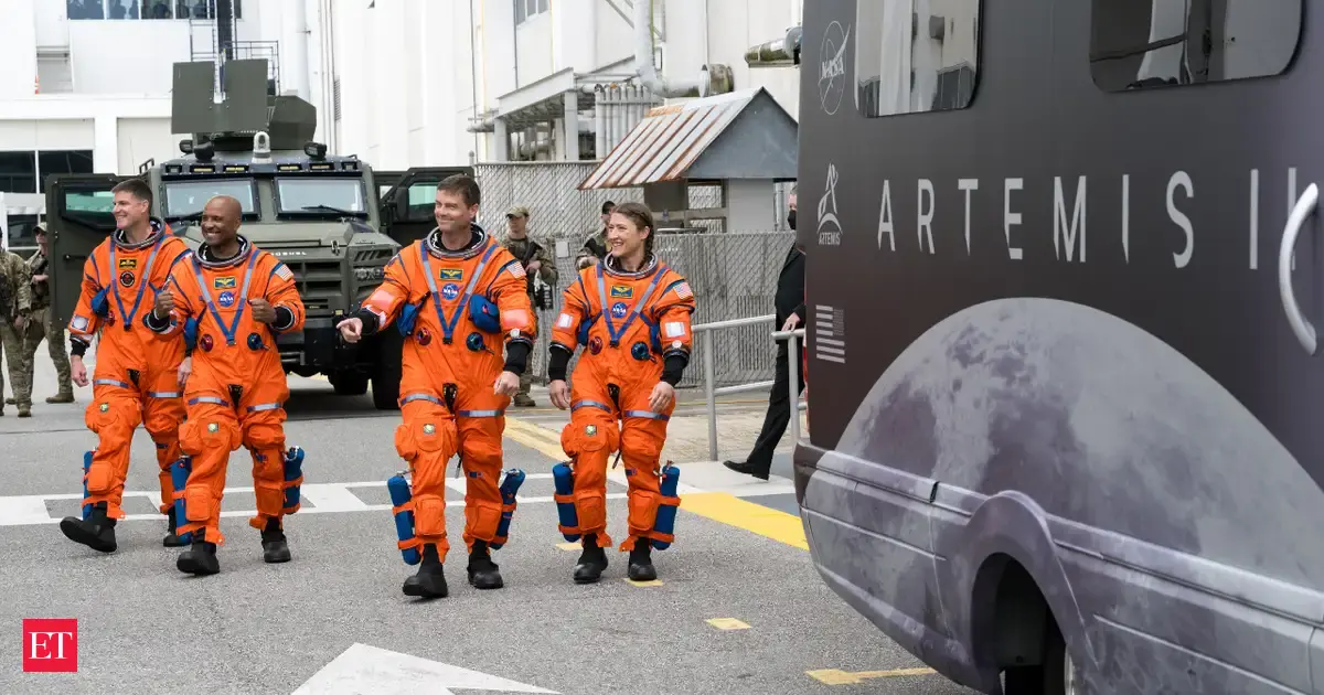 Artemis II Mission: NASA Astronauts Prepare for Critical Earth Reentry and Splashdown