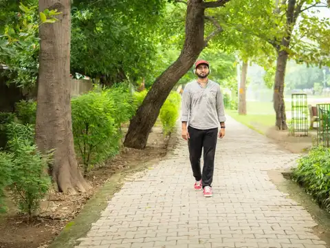 Shatavari Walk (Vajrasana Alternative)
