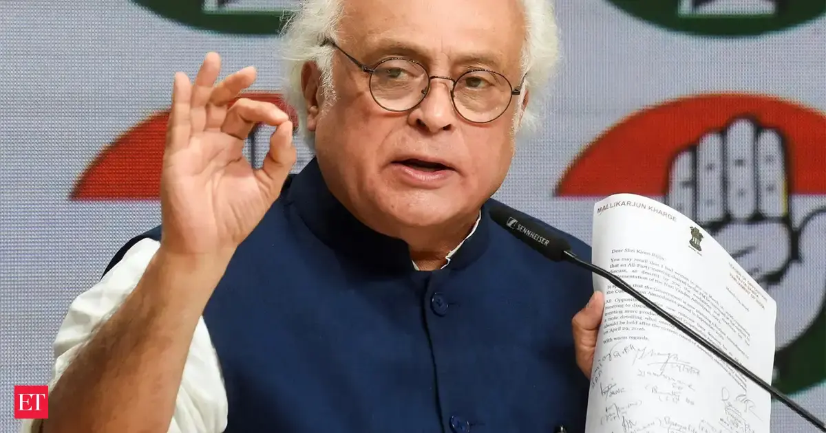 Congress questions 'self-declared Vishwaguru's huglomacy' as Pakistan plays mediator between US and Iran