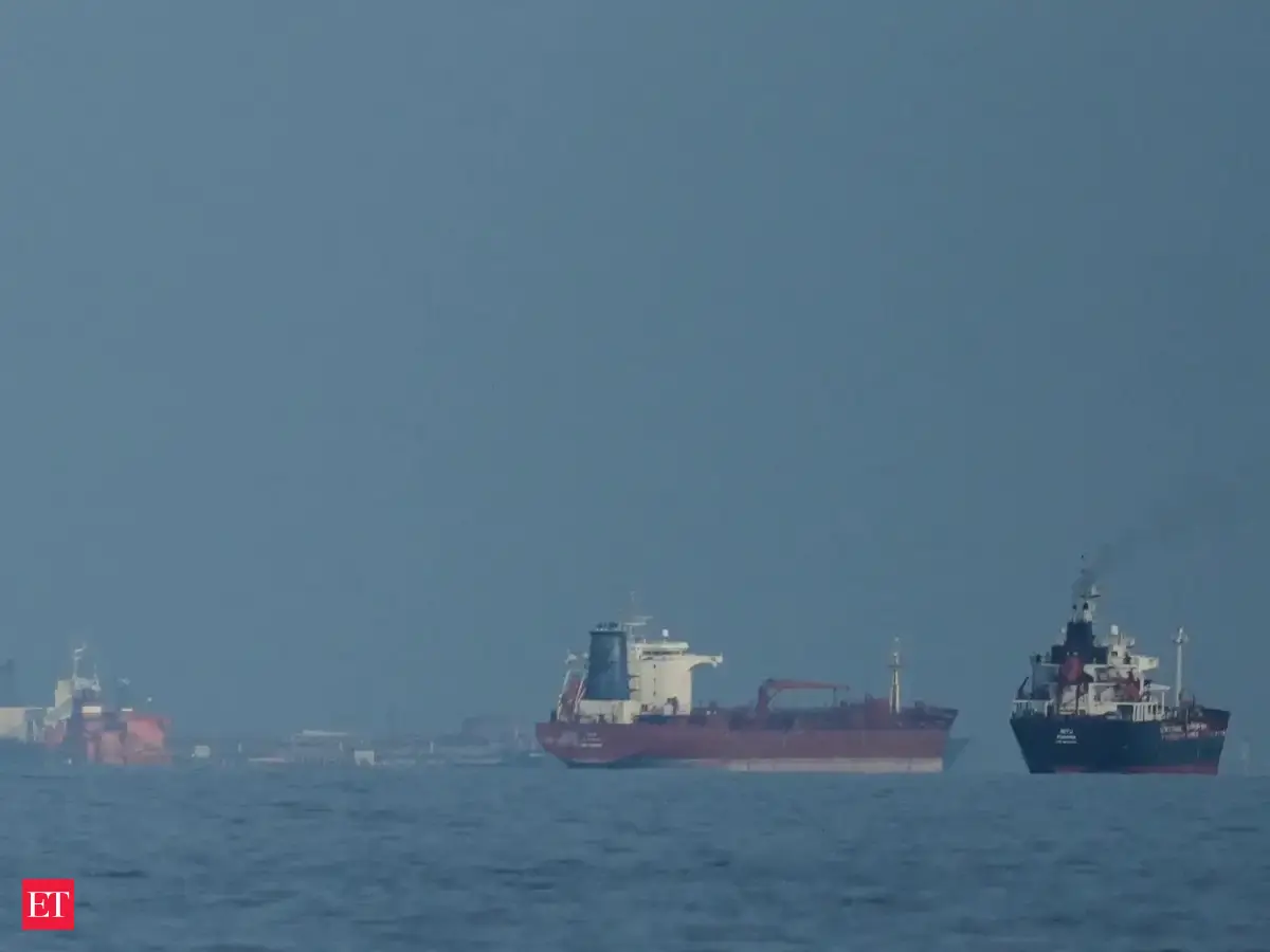 Hormuz sees fresh activity: Three oil supertankers appear to make move through strait as US–Iran talks begin