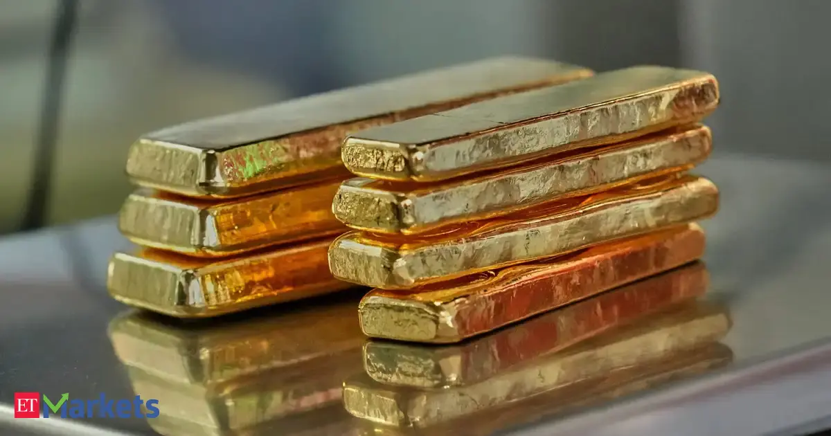 Gold surges as US–Iran ceasefire weakens US dollar and fuels safe haven demand