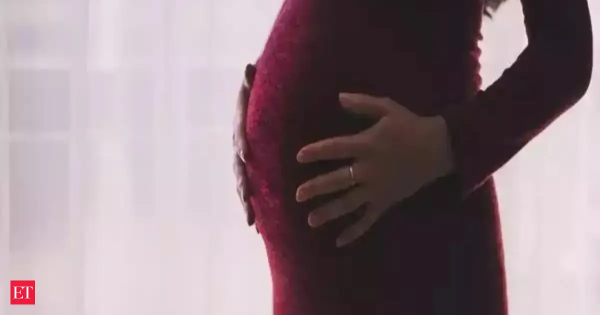 Young Canadians show renewed interest in parenthood amid persistently low birth rates