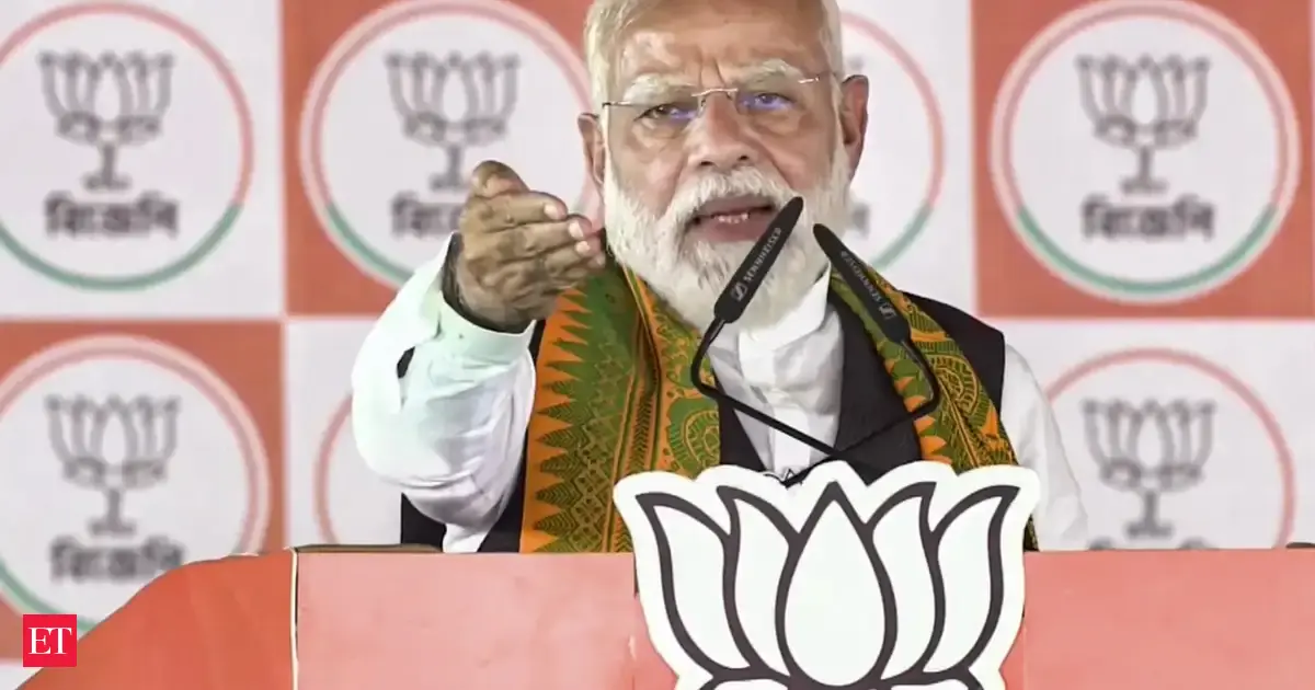 TMC supports 'tukde-tukde' gang that threatened to snap Siliguri Corridor because of appeasement: PM Modi