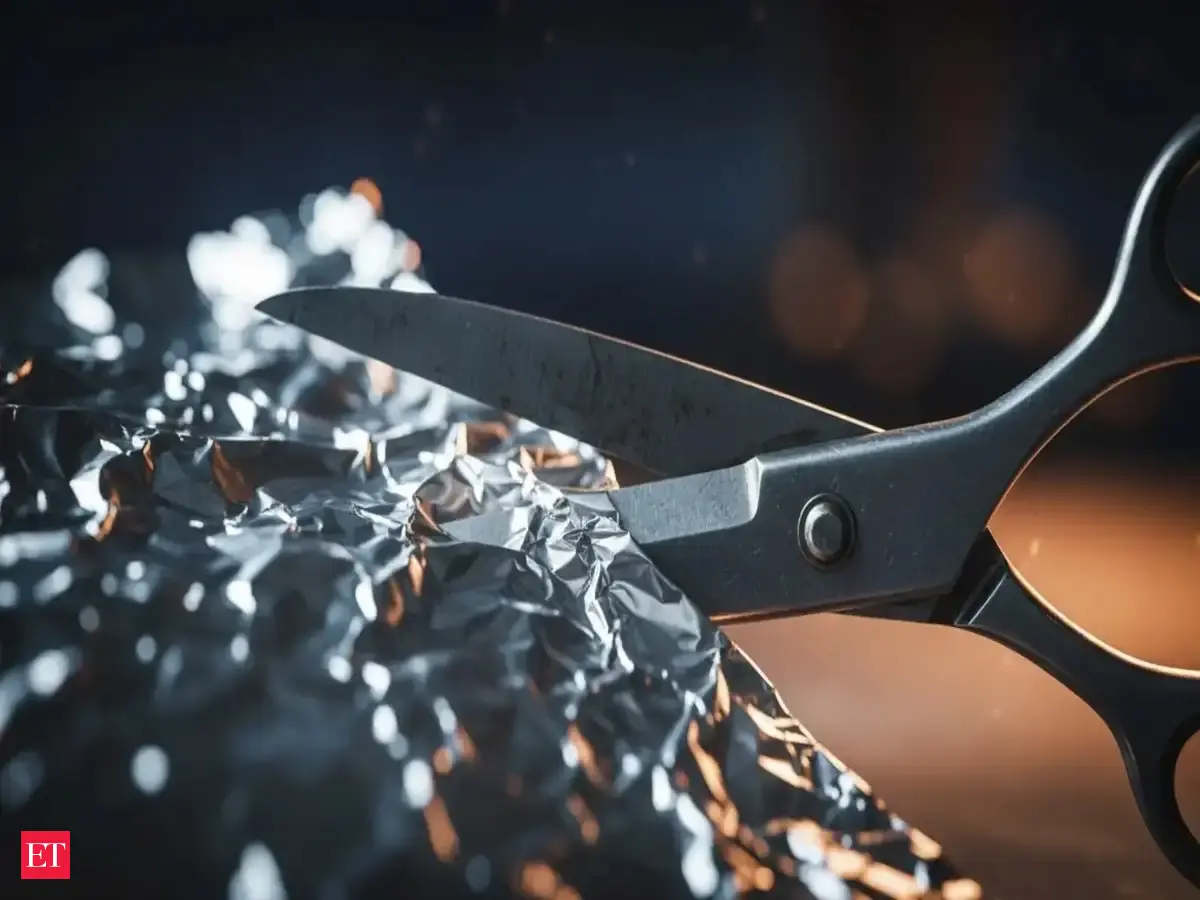 Does Cutting Aluminum Foil Really Sharpen Scissors?