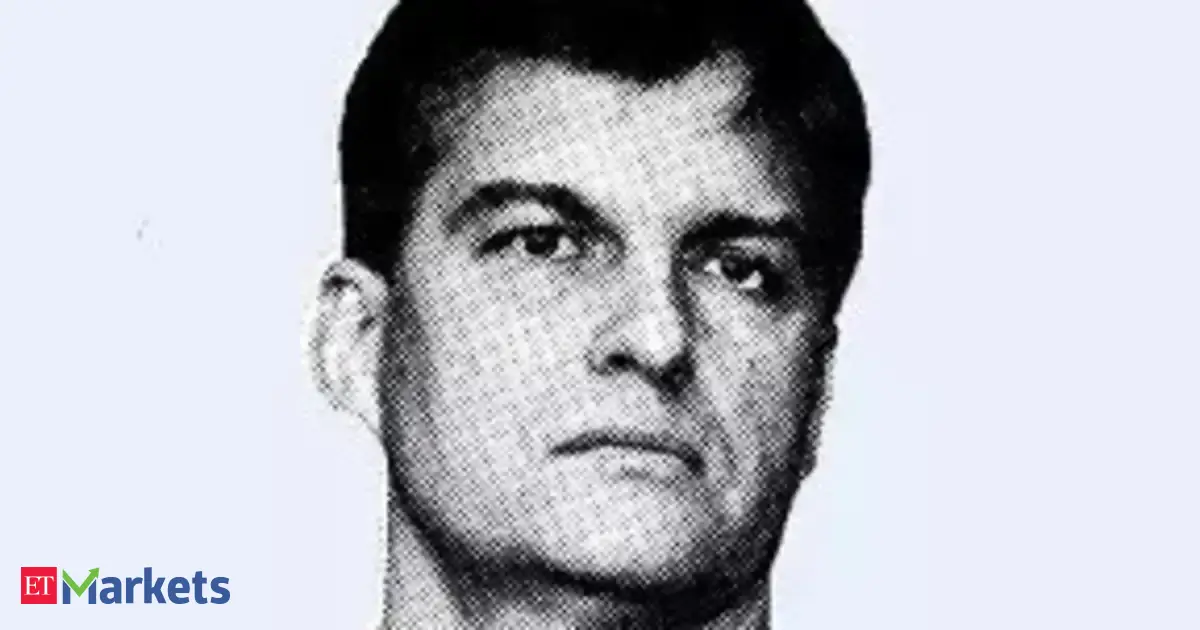 Michael Burry is still betting against Palantir even after Trump's 'warfighting' praise. AI bubble ready to pop? — GLOBAL — ERYU PROJECT