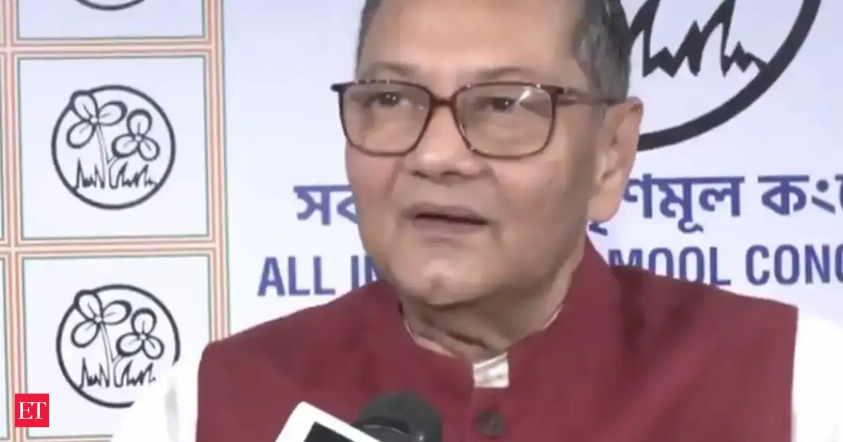 Netaji kin Chandra Bose joins TMC ahead of Bengal polls