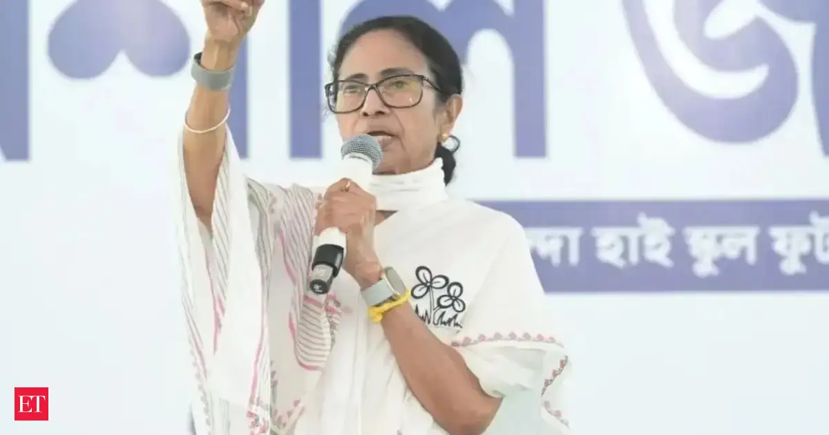 19 states, Centre have come together to counter me, I am fighting alone for common people: Mamata Banerjee