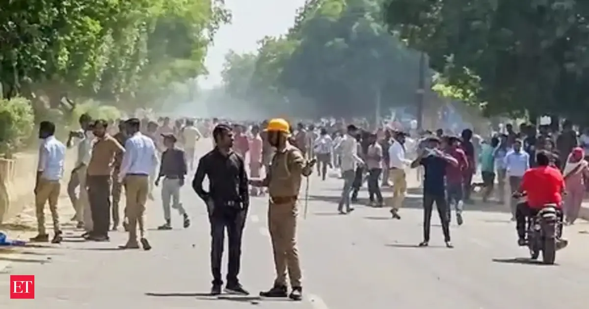 Akhilesh blames BJP policies for Noida violence over wage protest; Cong seeks solution over repression