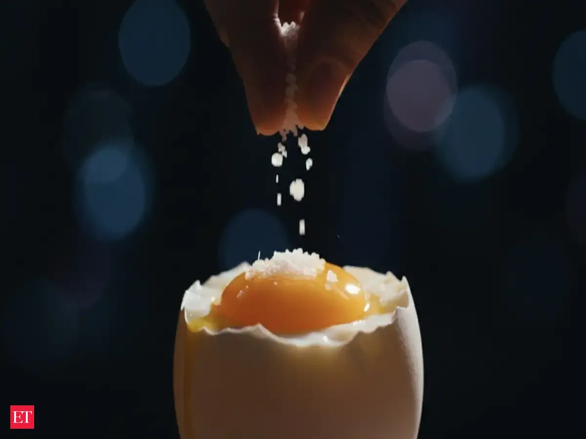 The Small Cooking Habit That Changes How Eggs Turn Out