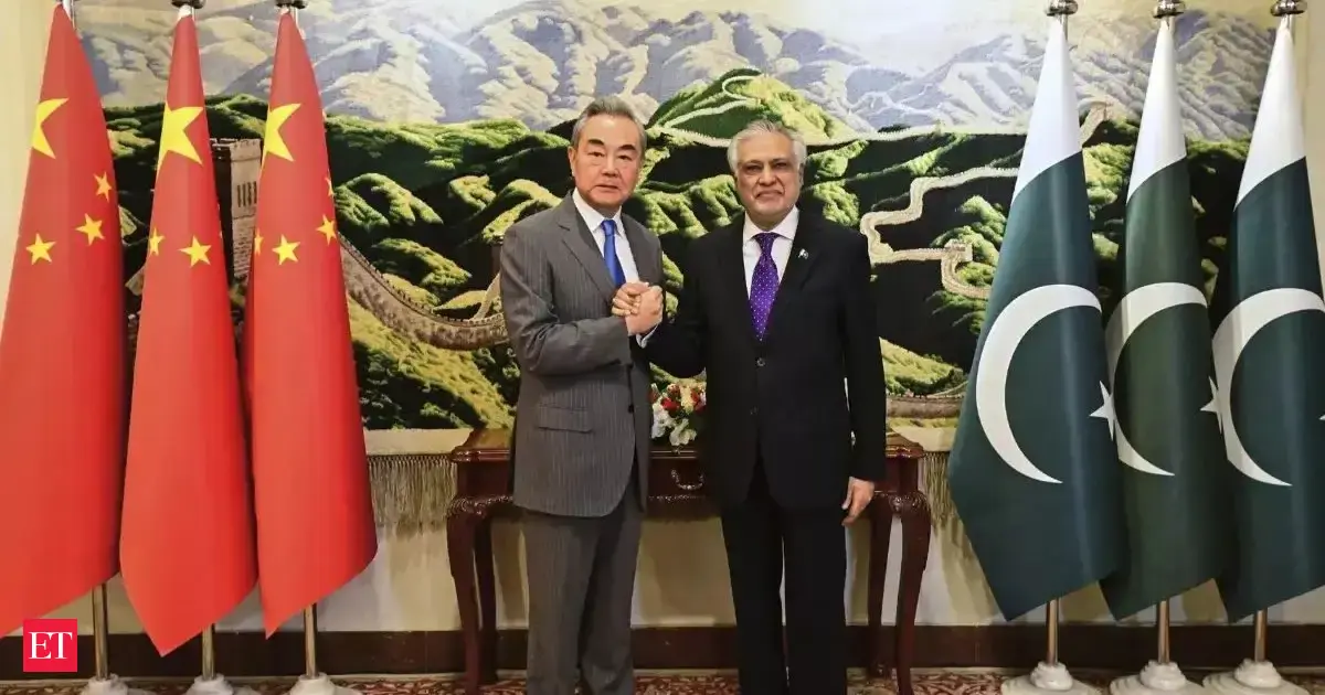 Pakistan FM Dar dials Wang Yi, exchanges views on US-Iran talks