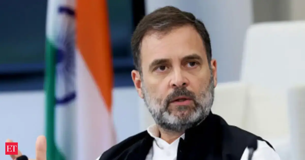 Rahul Gandhi accuses PM Modi of 'compromised' foreign deals at Bengal rally