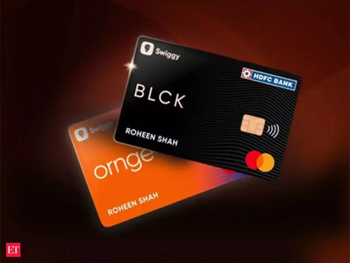 Game of cards: Top banking players opt for tight gambit, rivals up the ante