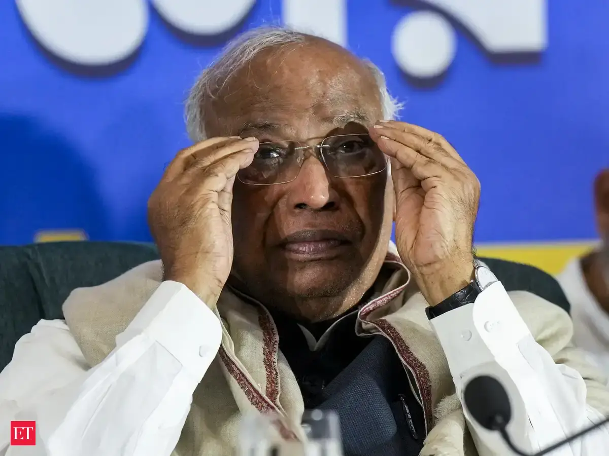 Special Parliament session: Opposition leaders to meet in Mallikarjun Kharge's office to finalise strategy