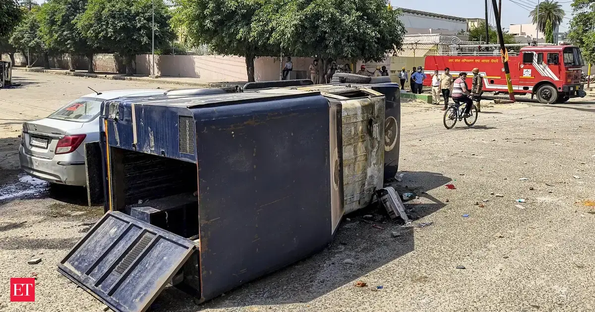 Noida workers stir: Unrest hastens search for national floor wage rate