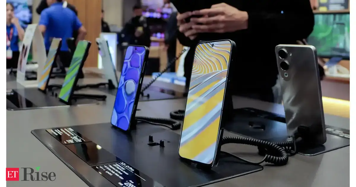 India replaces China in US smartphone supply chain, captures 40% share: Report