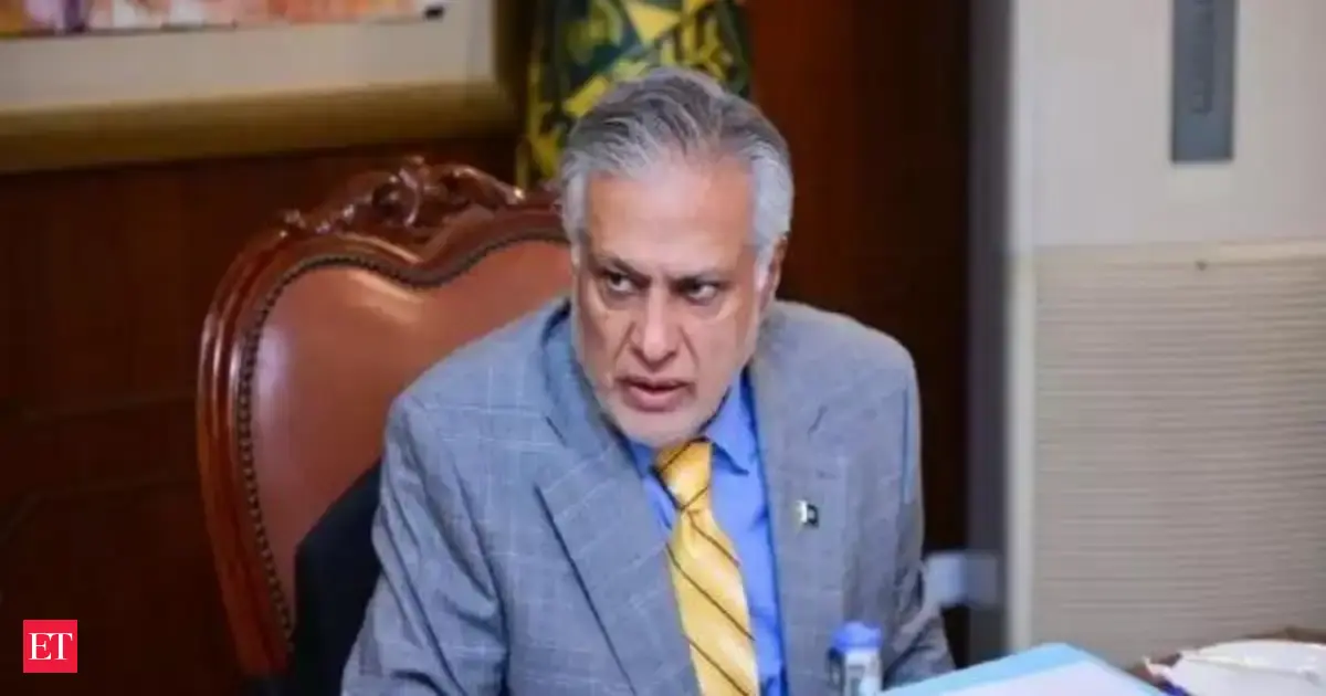 Pakistan's Deputy PM Dar speaks with Iran's Araghchi, pushes for dialogue