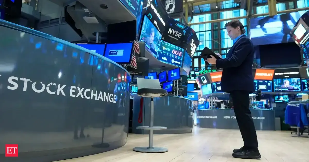 US Stock Market Closing: Why did Dow Jones, S&P 500, Nasdaq end lower today? Nasdaq snaps 13-day rally as Iran tensions rise, oil jumps above $95