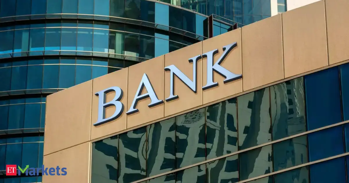 HDFC, Yes Bank, SBI, AU Small Finance Bank shares jump up to 4%. Key Nifty Bank levels to watch out for