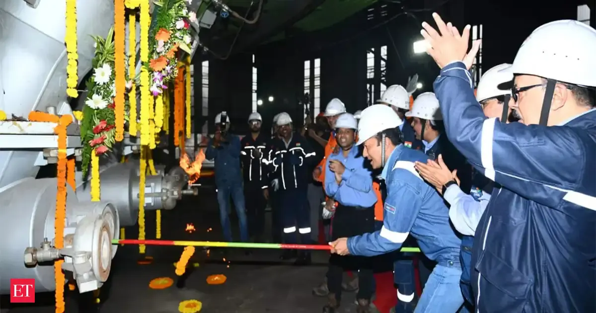 UltraTech crosses 200 MTPA capacity, set to become world’s largest cement maker outside China