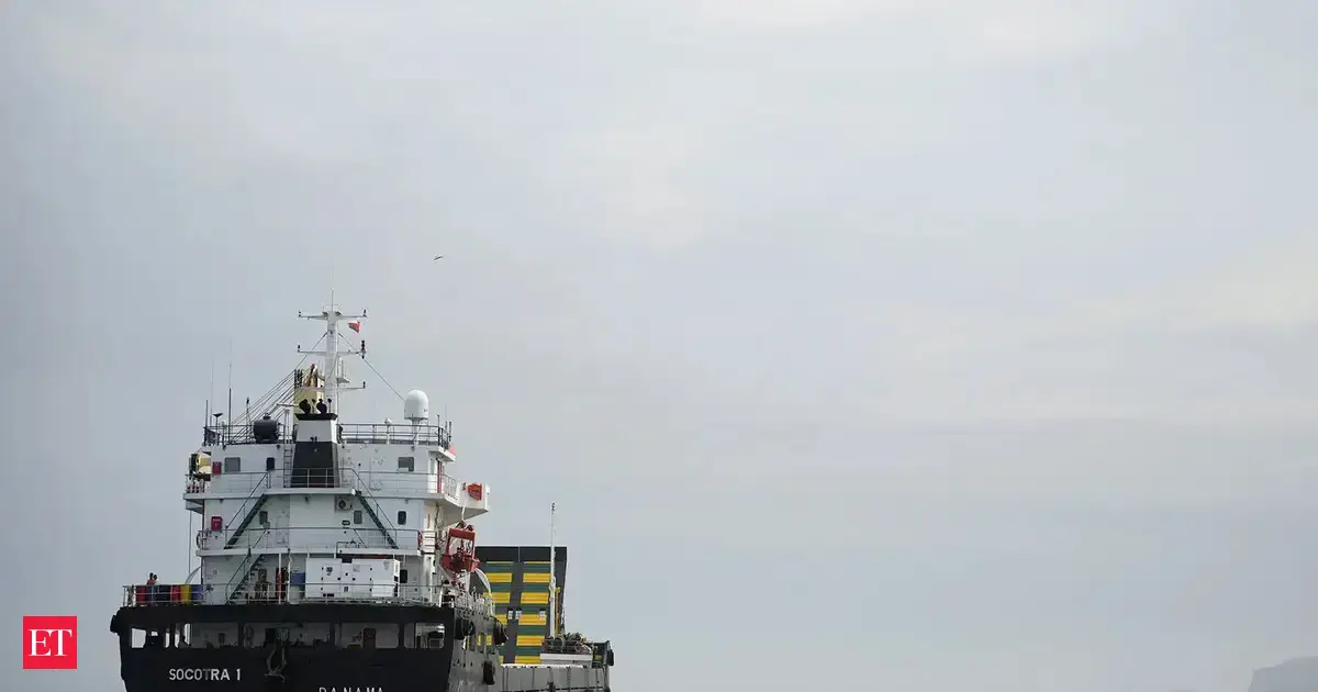 Iran's seizure of two cargo ships in Strait of Hormuz does not violate ceasefire? US and Iran give opposite claims on truce and blockade