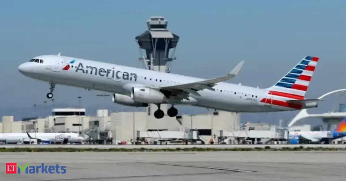US stocks: American Airlines dims 2026 forecast as high fuel costs hurt margins