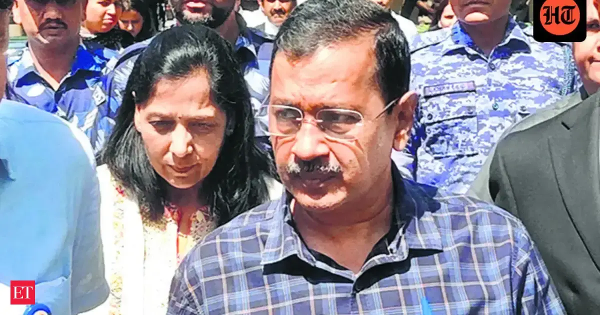 HC orders takedown of recusal hearing clips; issues notice to Arvind Kejriwal on contempt plea