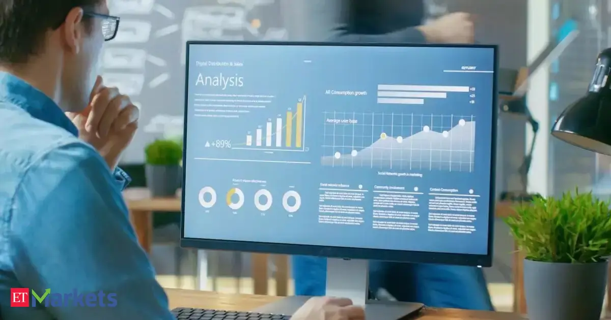 Global cues weigh on Dalal Street as oil spike fuels investor worries