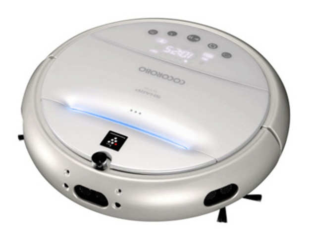 New circular roaming vacuum cleaner, Cocorobo from Sharp
